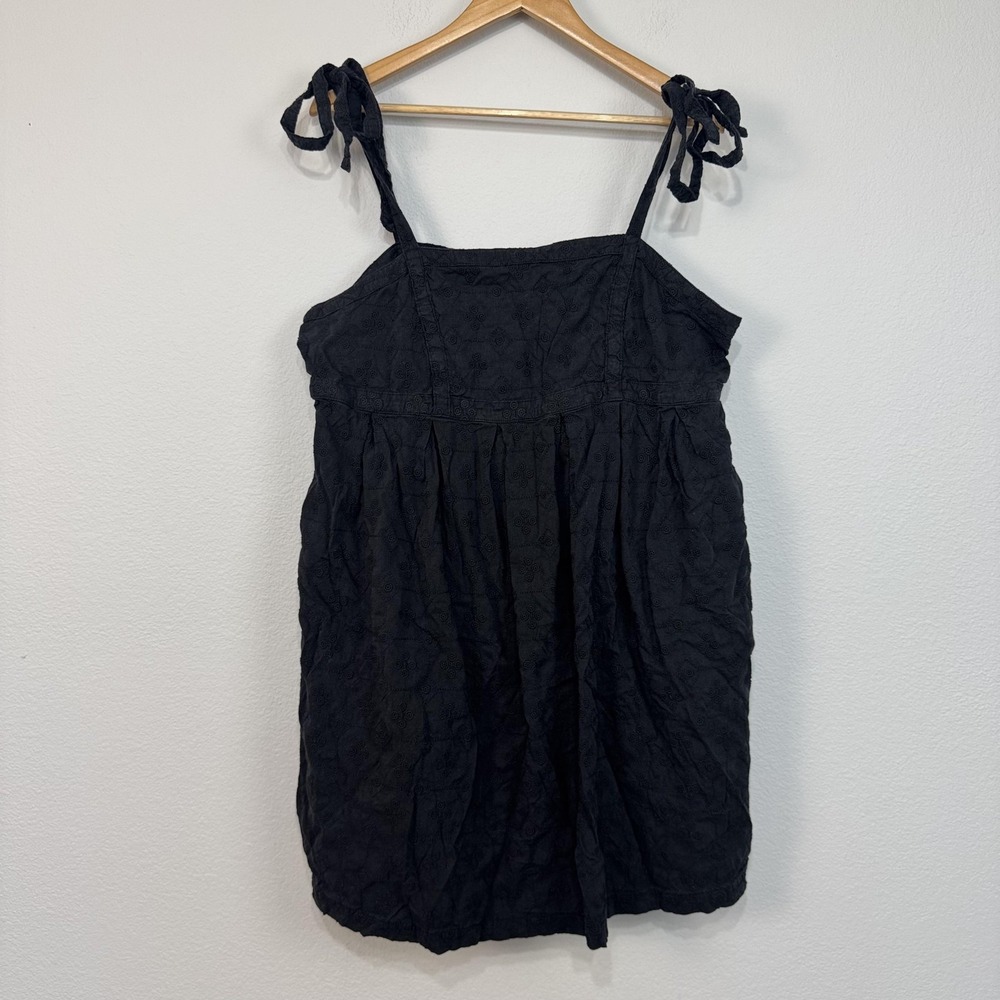 Old Navy Dress Womens XL Black Embroidered Sleeveless Eyelet Lined Summer Casual